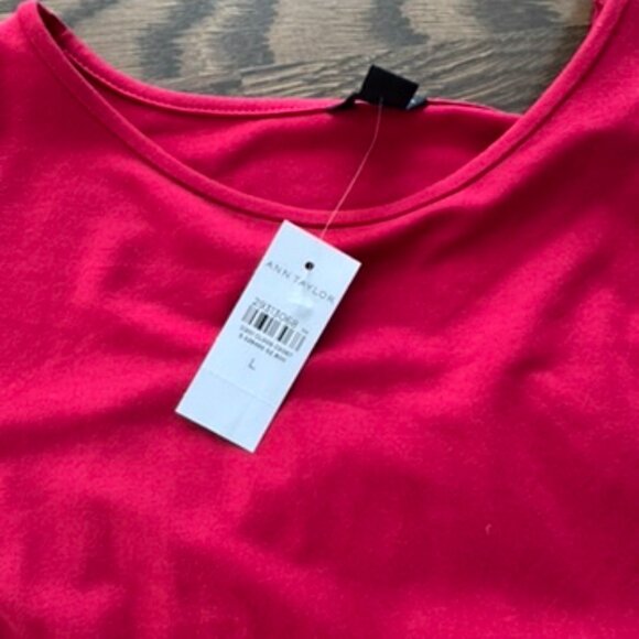 NWT Ann Taylor pleated ruffle T shirt top LARGE 528465 - Picture 2 of 3
